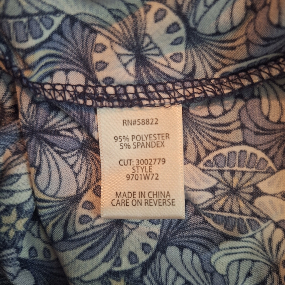 Source Unknown Blue And White Patterned Blouse - image 5